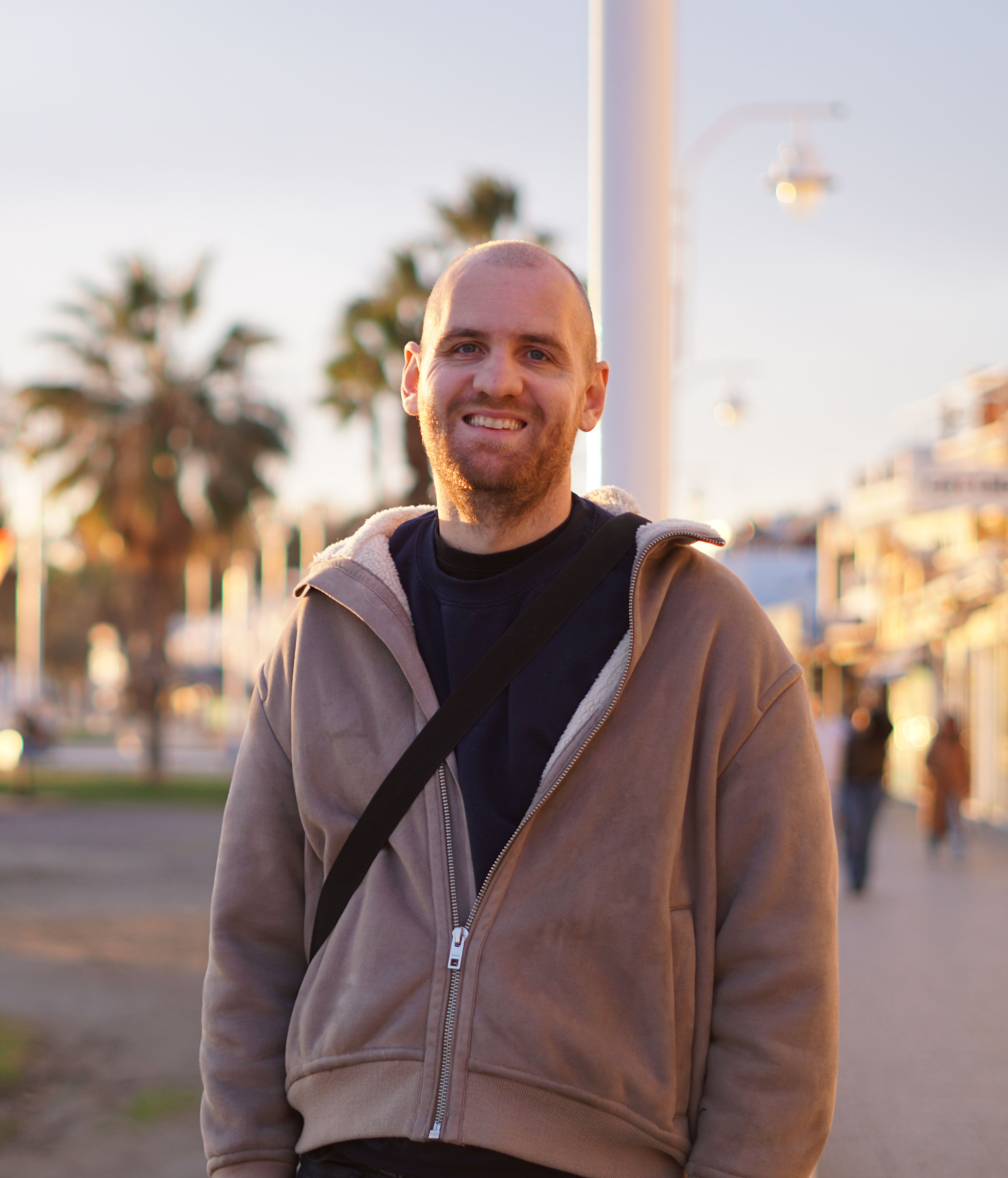 Author Niklas Fisher